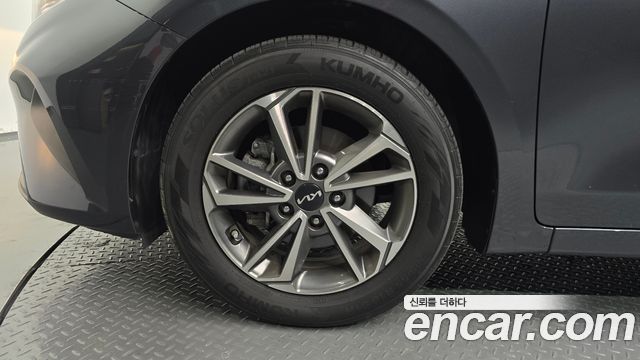 Kia K3 из Кореи Encar