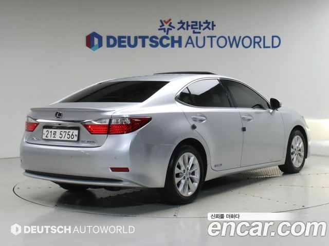 Lexus ES Supreme XV60 — пробег 96 668 км — фото 2 из 5