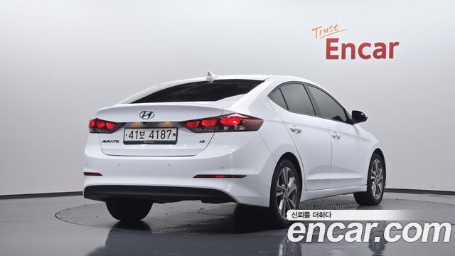 Hyundai AVANTE из Кореи Encar