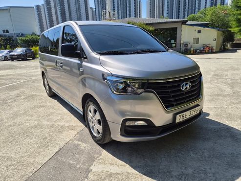 Hyundai Starex Wagon 12-Seater Smart — пробег 174 620 км — фото 3 из 5