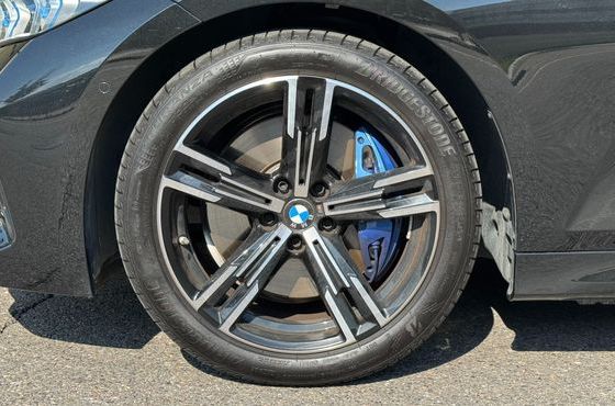 BMW 3-Series 320i M Sport — пробег 9 270 км — фото 5 из 5