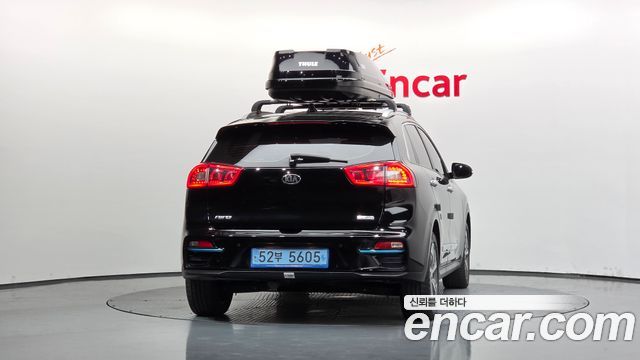 Kia Niro Noblesse — пробег 287 487 км — фото 4 из 5