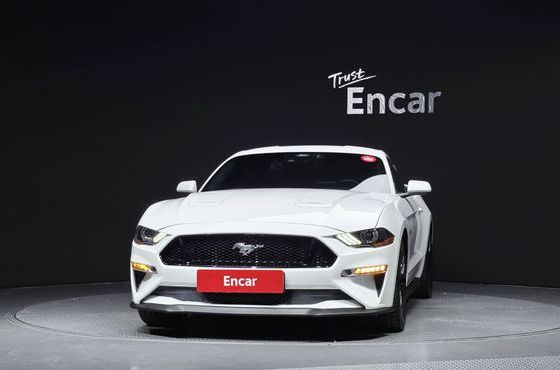 Ford Mustang GT Coupe — пробег 37 301 км — фото 3 из 5