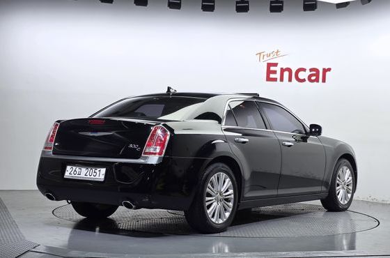 Chrysler 300C 3.6 AWD — пробег 91 327 км — фото 2 из 5