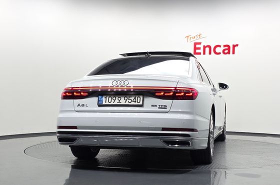 Audi A8 55 TFSI Quattro LWB — пробег 172 557 км — фото 4 из 5