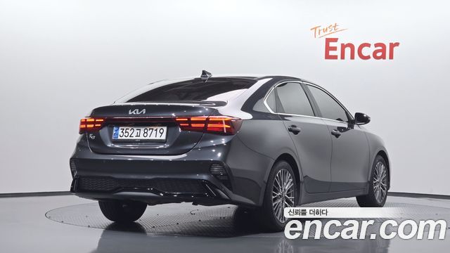 Kia K3 из Кореи Encar
