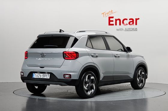 Hyundai Venue 1,6 Premium — пробег 10 604 км — фото 2 из 5