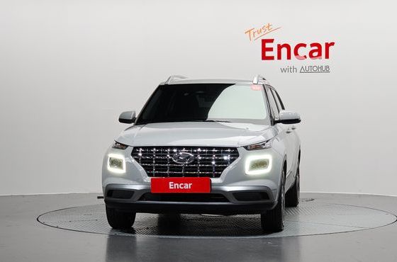 Hyundai Venue 1,6 Premium — пробег 10 604 км — фото 3 из 5