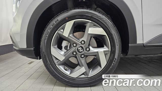 Hyundai Venue 1,6 Premium — пробег 10 604 км — фото 5 из 5