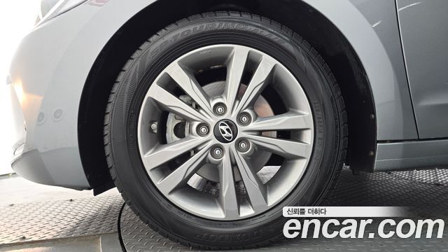 Hyundai AVANTE из Кореи Encar