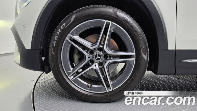 Mercedes-Benz GLB-Class из Кореи Encar