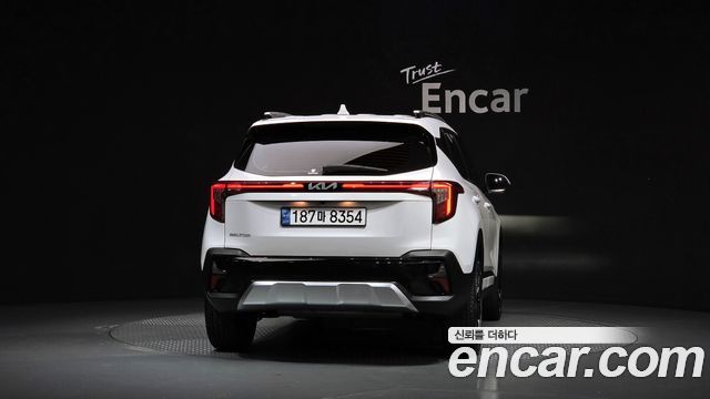 Kia Seltos из Кореи Encar