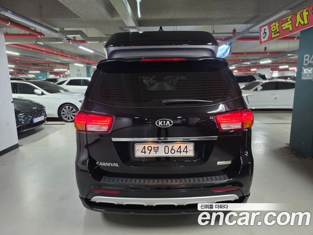 Kia Carnival из Кореи Encar