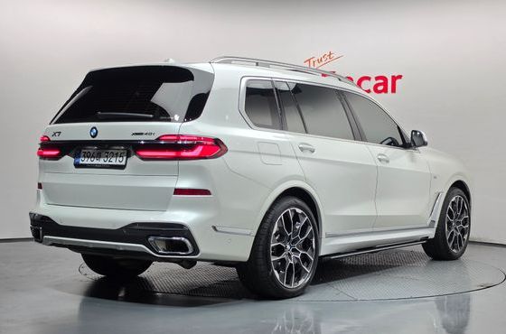 BMW X7 xDrive 40i M Sport 7STR — пробег 19 436 км — фото 2 из 5