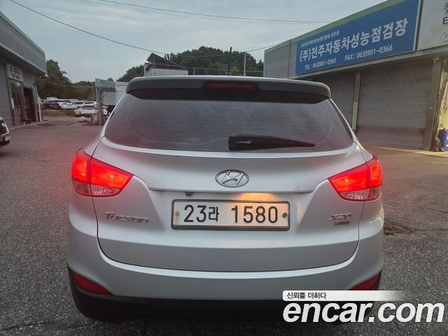 Hyundai Tucson Diesel 2WD X20 Smart — пробег 187 000 км — фото 5 из 5