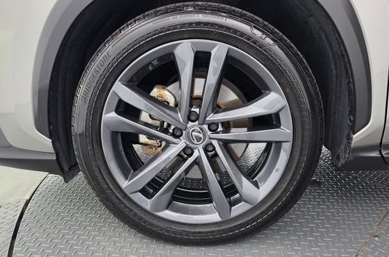 Lexus NX Premium — пробег 41 920 км — фото 5 из 5