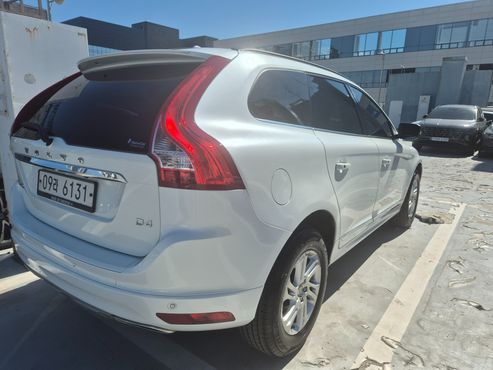 Volvo XC60 D4 1st — пробег 73 790 км — фото 4 из 5