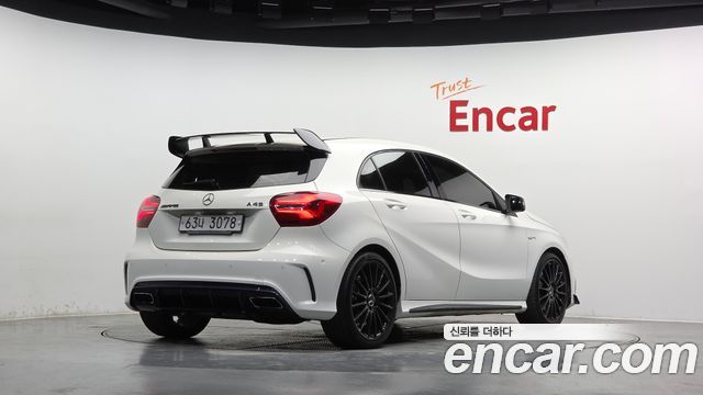 Mercedes-Benz A-Class A45 AMG 4MATIC — пробег 83 712 км — фото 2 из 5