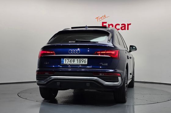 Audi Q5 40 TDI Quattro Sportback Premium — пробег 86 189 км — фото 4 из 5