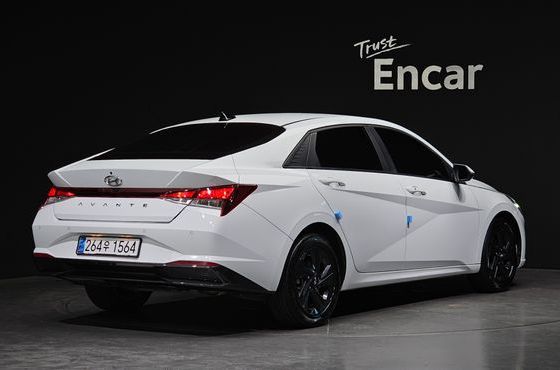 Hyundai AVANTE Modern — пробег 90 074 км — фото 2 из 5