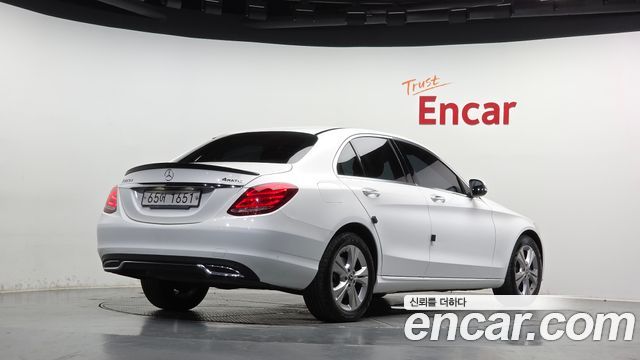 Mercedes-Benz C-Class из Кореи Encar
