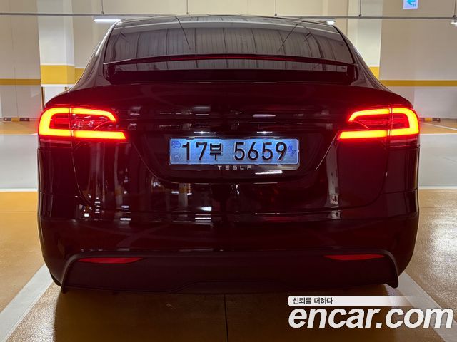 Tesla Model X AWD — пробег 11 000 км — фото 5 из 5