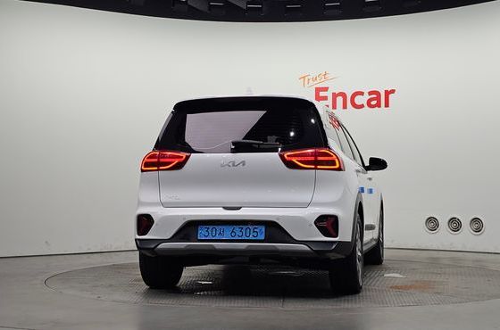 Kia Niro Earth — пробег 186 283 км — фото 4 из 5