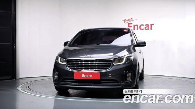 Kia Carnival из Кореи Encar