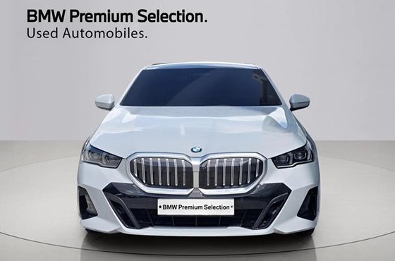 BMW 5-Series 530i xDrive M Sport — пробег 19 330 км — фото 3 из 5