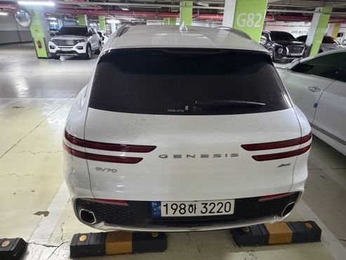 Genesis GV70 2.5T Gasoline AWD — пробег 24 427 км — фото 4 из 5