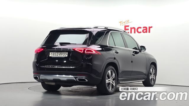 Mercedes-Benz GLE-Class GLE300d 4MATIC — пробег 130 691 км — фото 2 из 5