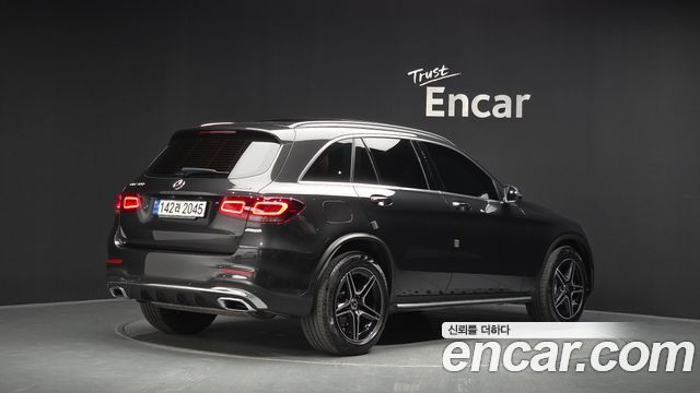 Mercedes-Benz GLC-Class GLC300 4MATIC — пробег 34 094 км — фото 2 из 5