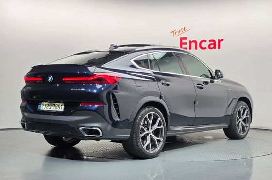 BMW X6 xDrive40i M Sport — пробег 108 515 км — фото 2 из 5