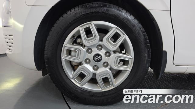 Hyundai Staria из Кореи Encar