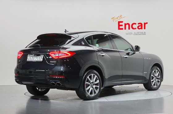 Maserati Levante 3.0 Diesel AWD GranLusso — пробег 53 824 км — фото 2 из 5