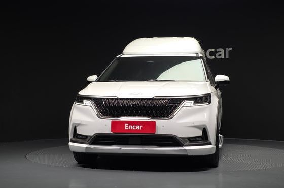 Kia Carnival Gasoline 7-Seater Hi-Limousine Signature — пробег 46 585 км — фото 3 из 5