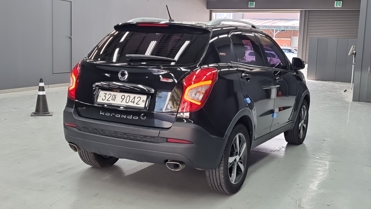 Ssangyong KORANDO 2.2 Extreme Sport 2WD — пробег 136 105 км — фото 2 из 5