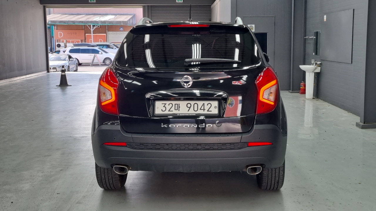 Ssangyong KORANDO 2.2 Extreme Sport 2WD — пробег 136 105 км — фото 4 из 5