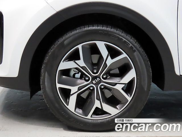 Kia Sportage из Кореи Encar