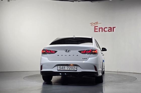 Hyundai Sonata Premium — пробег 177 551 км — фото 4 из 5
