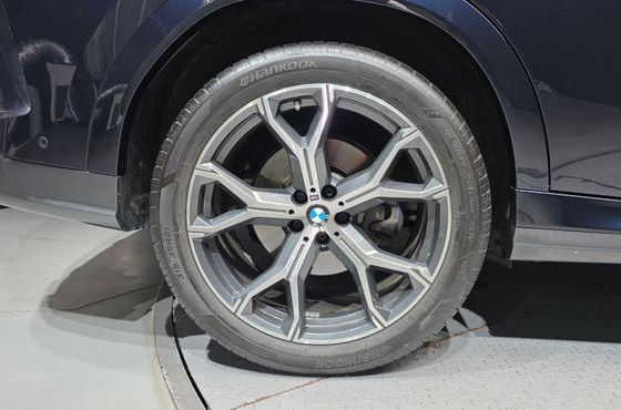 BMW X6 xDrive40i M Sport — пробег 12 518 км — фото 5 из 5