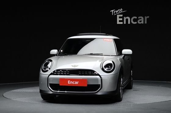 Mini Cooper Classic — пробег 6 574 км — фото 3 из 5