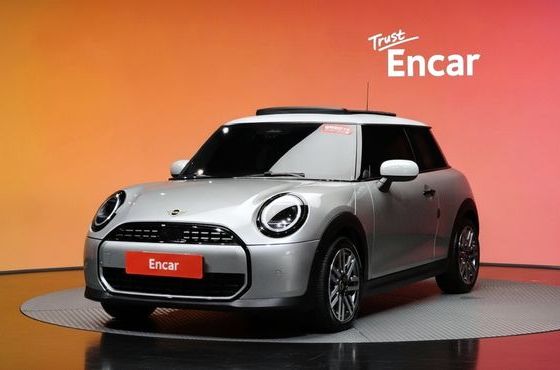 Mini Cooper Classic — пробег 6 574 км — фото 1 из 5