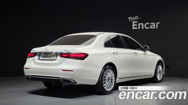 Mercedes-Benz E-Class из Кореи Encar