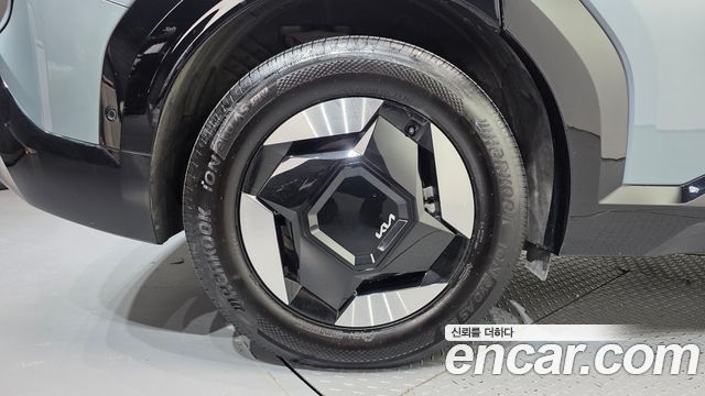Kia EV9 из Кореи Encar