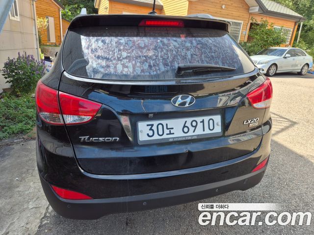 Hyundai Tucson Diesel 2WD LX20 Smart-Pack — пробег 157 645 км — фото 5 из 5