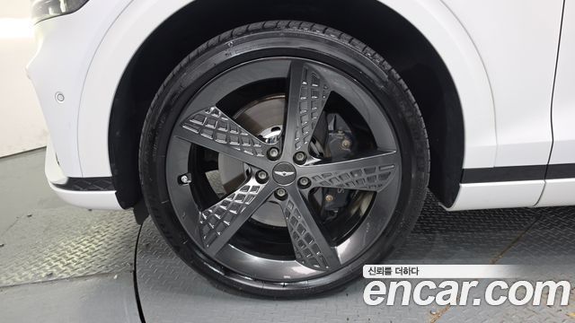 Genesis GV70 из Кореи Encar