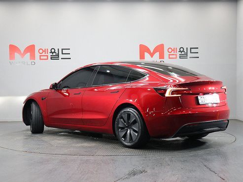 Tesla Model 3 Premium Long Range RWD — пробег 24 350 км — фото 3 из 5