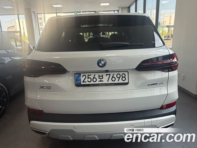 BMW X5 xDrive 50e xLine — пробег 13 947 км — фото 4 из 5