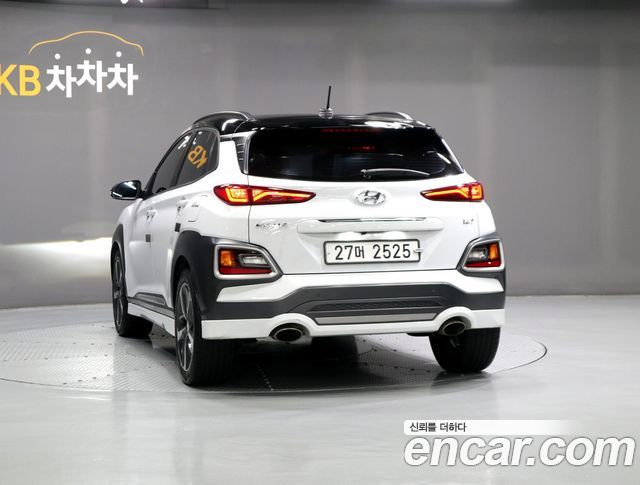 Hyundai Kona 1.6 Turbo 2WD FLUX Premium Special — пробег 186 909 км — фото 4 из 5